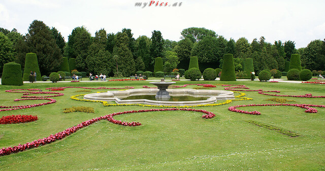 Schlosspark Schönbrunn im Fotoalbum Tiergarten Schönbrunn & Schloss Schönbrunn Fotos
